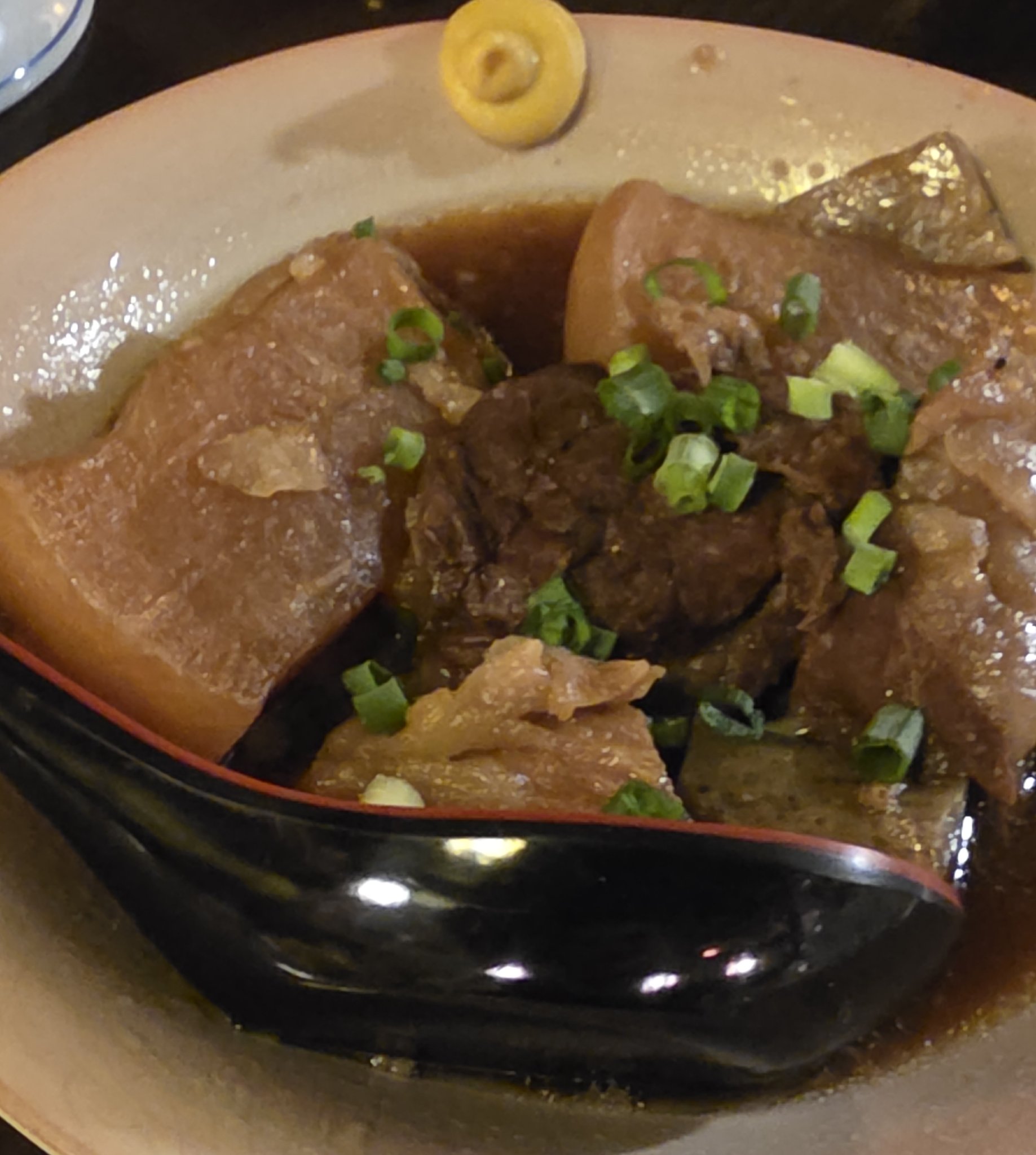 牛すじ大根煮込み